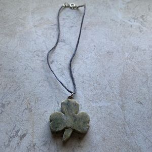 Jade Three Leaf Clover Stone Choker